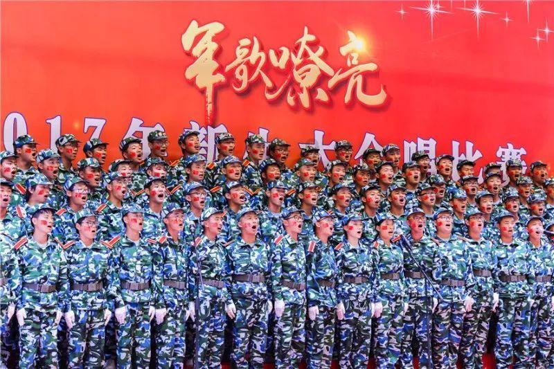 暗黑精灵的装扮