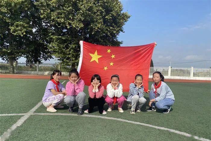 《狗剩快跑》女演员对比照可太有意思了