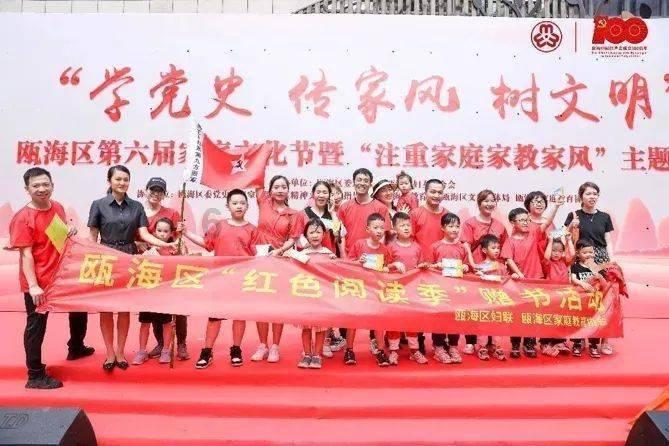 马斯克vs乔布斯，同一个作者笔下的两种天才