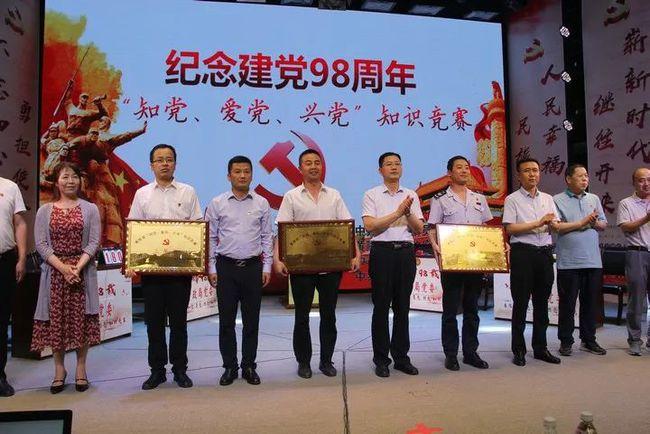 斯基拉：伯格瓦尔今夏正式加盟巴萨，转会费为1000万欧左右