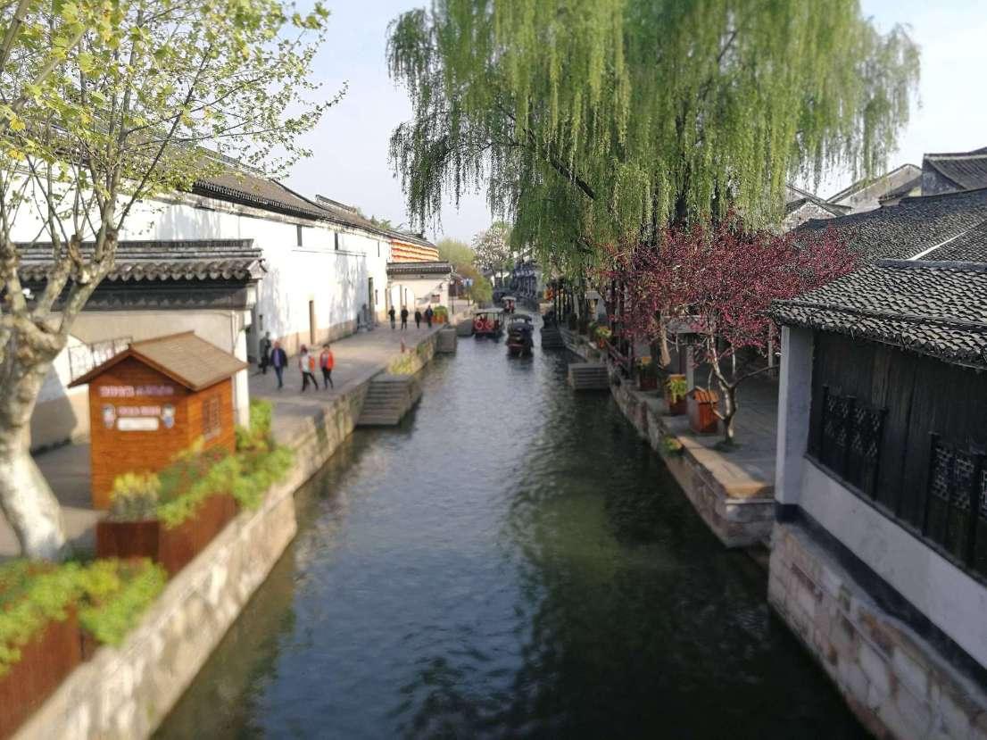 上海石油化工股份：预计2023年净亏损约12.65亿元到人民币15.46亿元