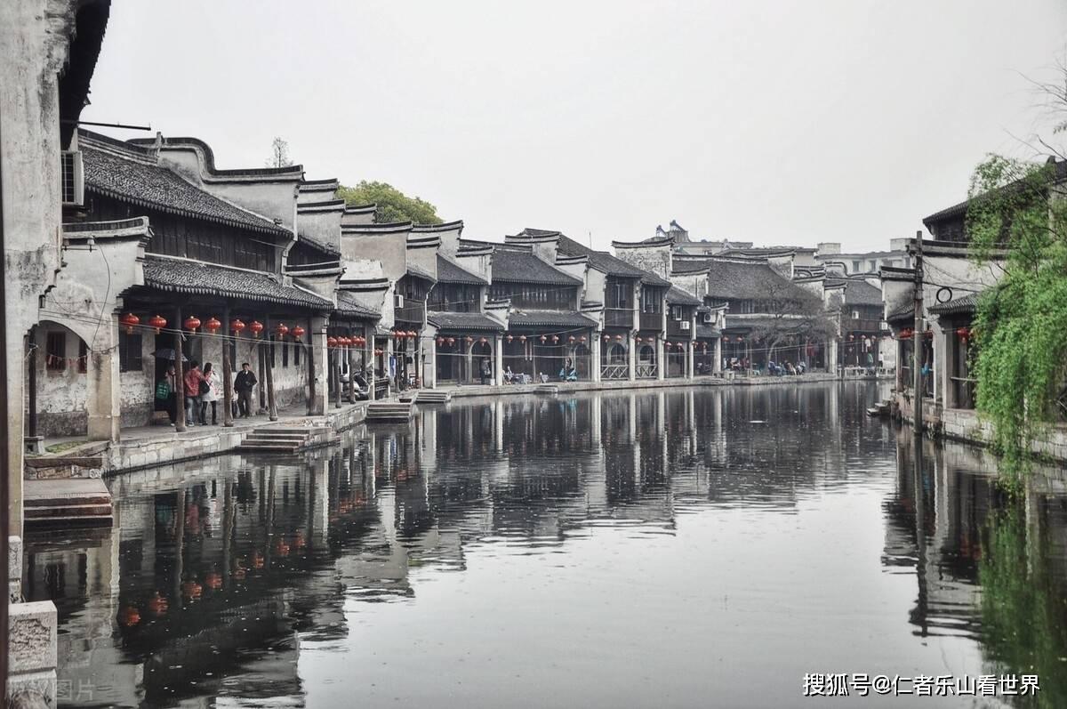 粉红女郎当年教回了我们什么？游戏画面