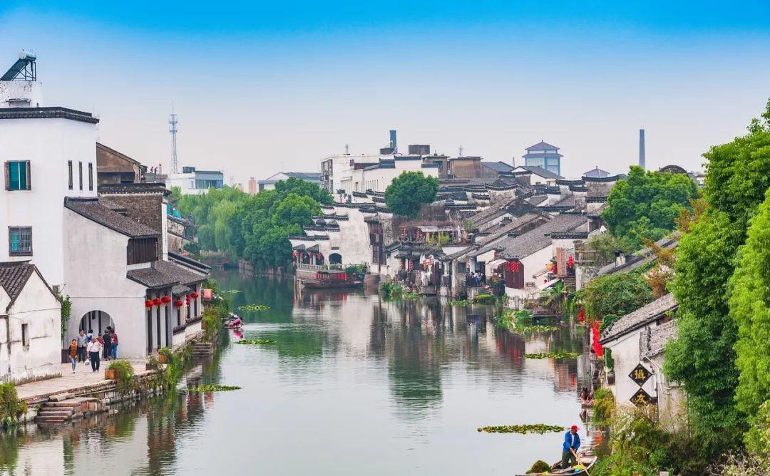 逃离水虎鱼湖